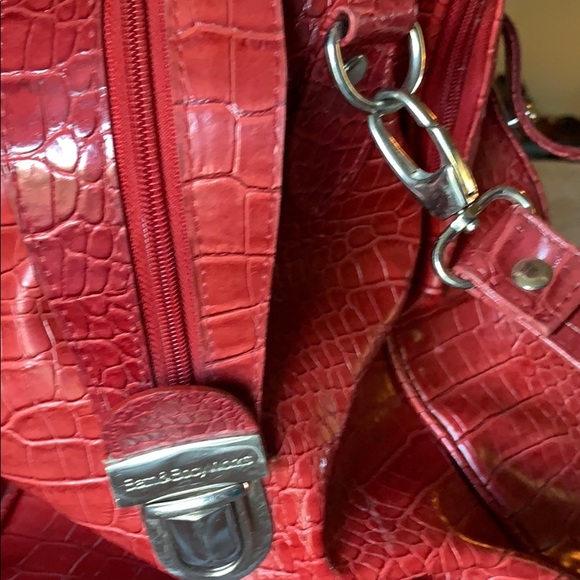 Victories Secret red weekend bag - Picture 3 of 5